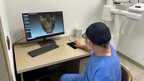 Diş Hekimliğinde Yapay Zeka: Anlamlı Gülüşlerin Dijital Tasarımcısı Mehmet Doğan Ateş ile Özel Röportaj